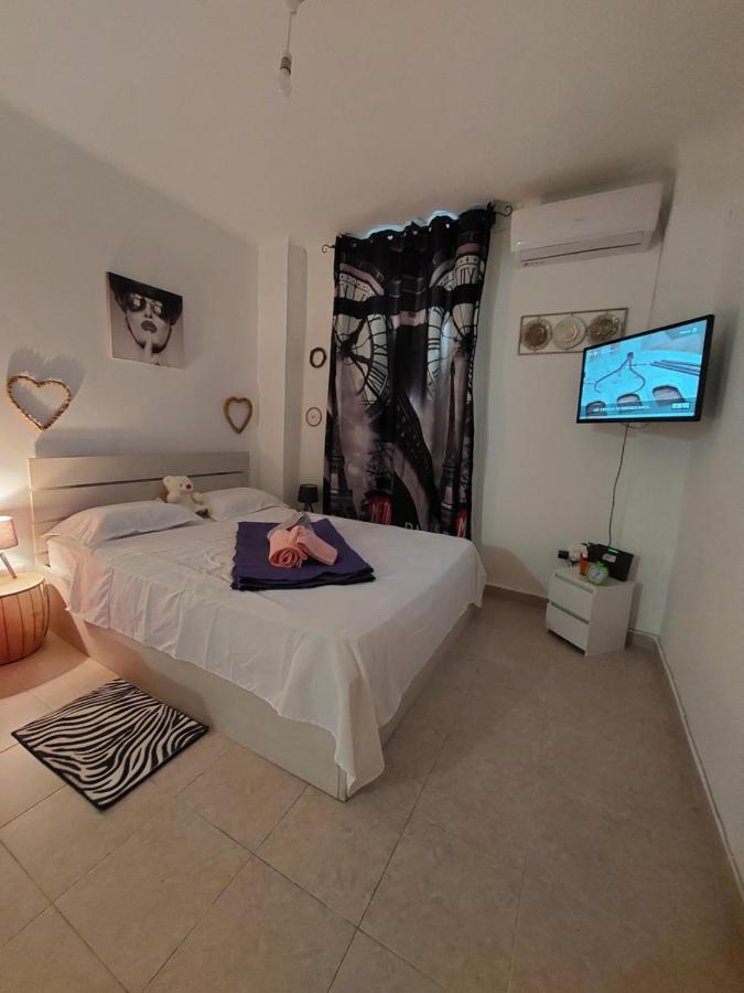 Anastasia1 Apartments เทสซาโลนิกิ ภายนอก รูปภาพ
